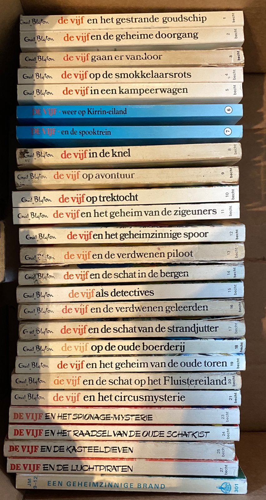 Boeken: De Vijf, Boeken, Partijen en Verzamelingen, Ophalen, Zo goed als nieuw, Stripboeken