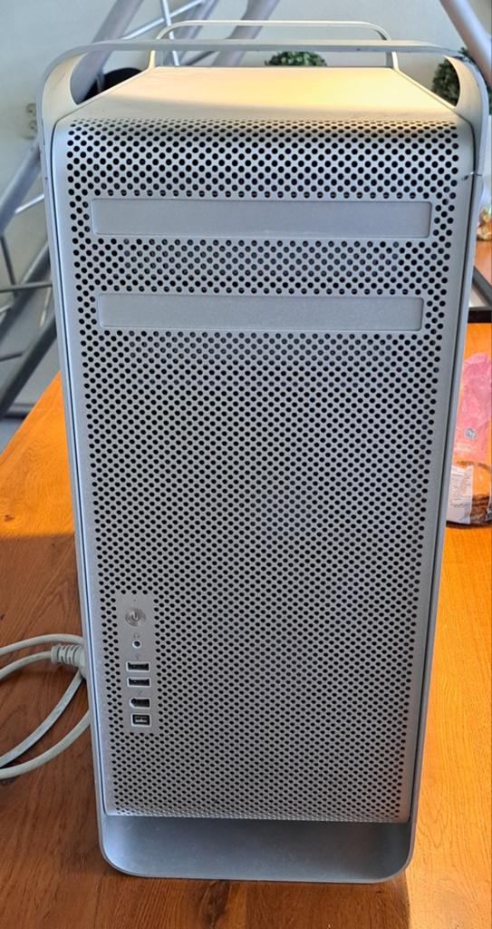 Oude Apple Mac Pro G5 - Vintage Krachtpatser, Computers en Software, Apple Desktops, Gebruikt, Onbekend, Ophalen of Verzenden