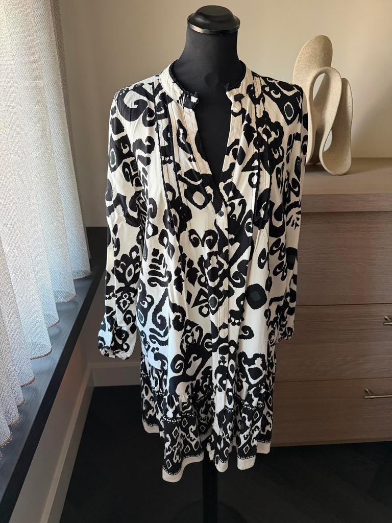 Schitterende Zara Zwart-witte tuniekjurk met patroon, Kleding | Dames, Jurken, Maat 38/40 (M), Wit, Nieuw, Ophalen of Verzenden