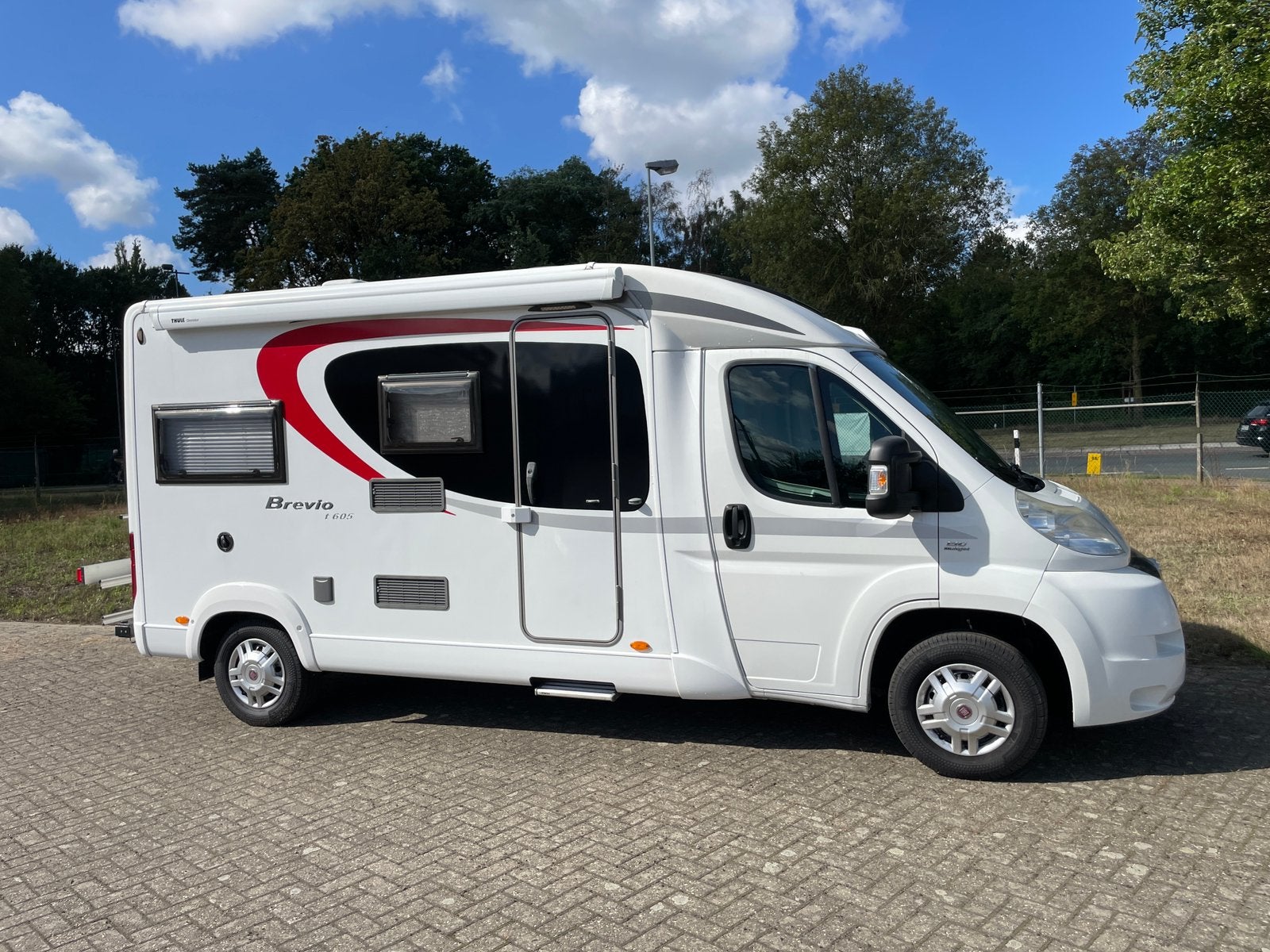 Fiat Ducato 2.3 MultiJet (2015) | Topstaat | Campercheck OK, Integraal, Chemisch toilet, Gaslek-detector, Ringverwarming