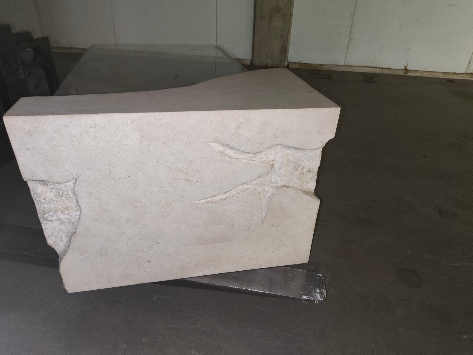 Unieke bijzettafel met glasplaat en nep natuursteen, Ophalen, Gebruikt, Modern, Glas