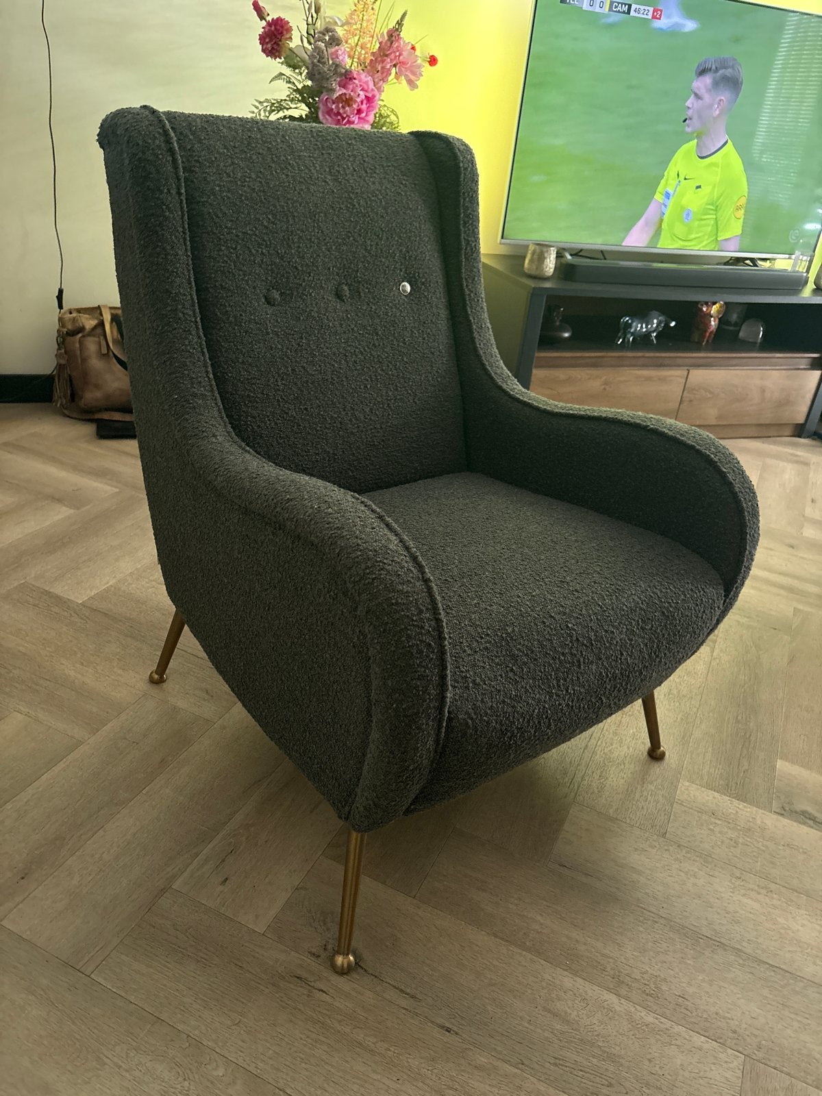 Riviera maison boucle  fauteuil met gouden poten, Huis en Inrichting, 75 tot 100 cm, Ophalen of Verzenden, Zo goed als nieuw, Stof