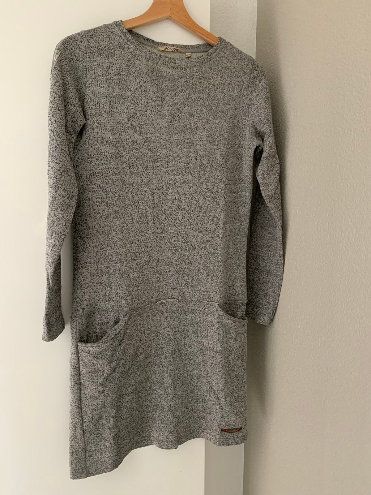Grijs jurkje van Moscow - maat XS, Ophalen of Verzenden, Zo goed als nieuw, Maat 34 (XS) of kleiner, Grijs