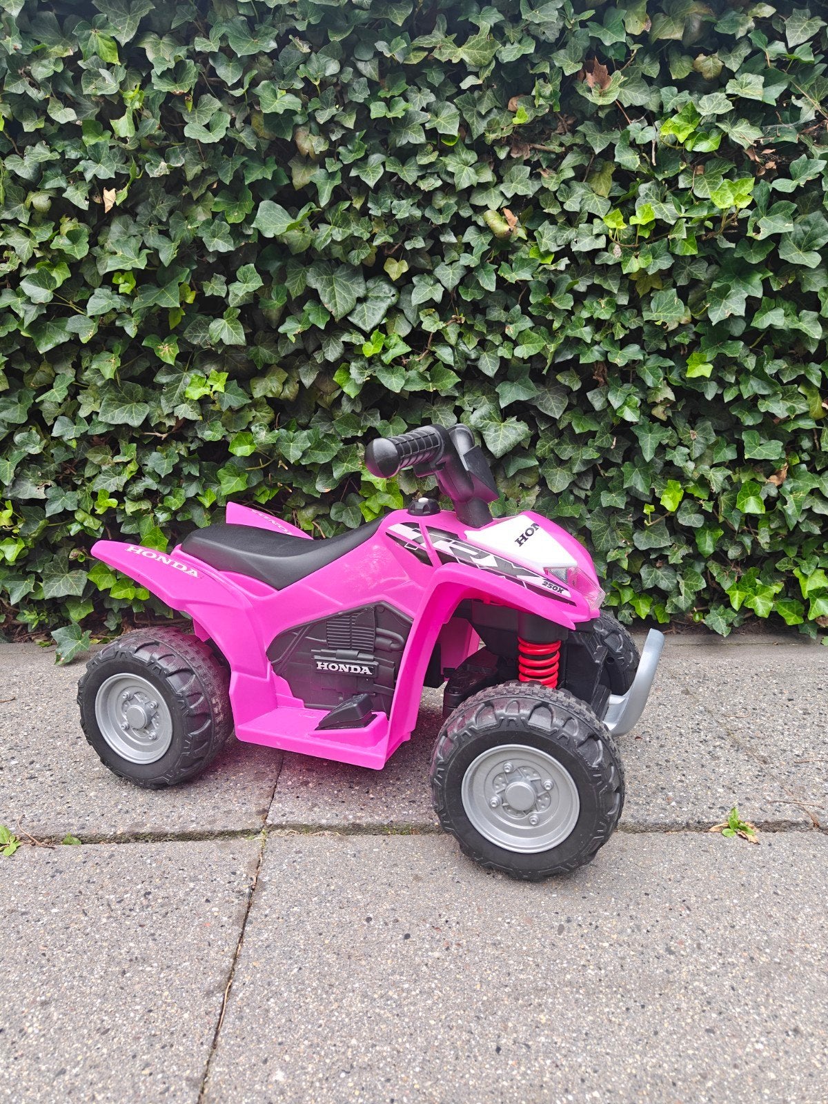 Roze Honda Kinder Quad - Elektrisch Speelgoedvoertuig, Ophalen, Gebruikt, Overige typen