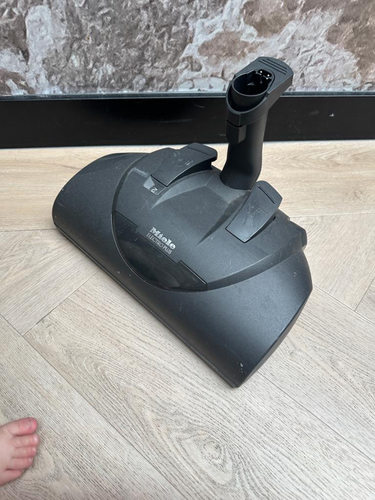 MIELE electro plus stofzuiger mondstuk tapijt, Ophalen of Verzenden, Gebruikt