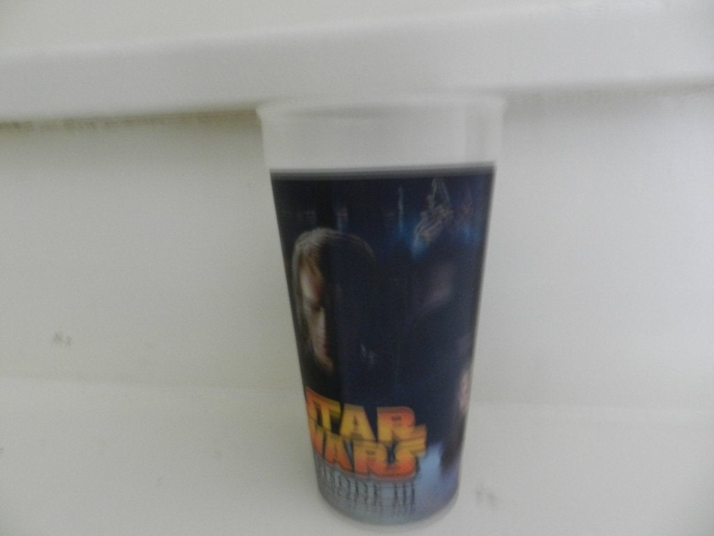 Star Wars Beker 1/3  Hoogte  16 cm  Revenge of the sith, Verzamelen, Ophalen of Verzenden, Zo goed als nieuw, Actiefiguurtje