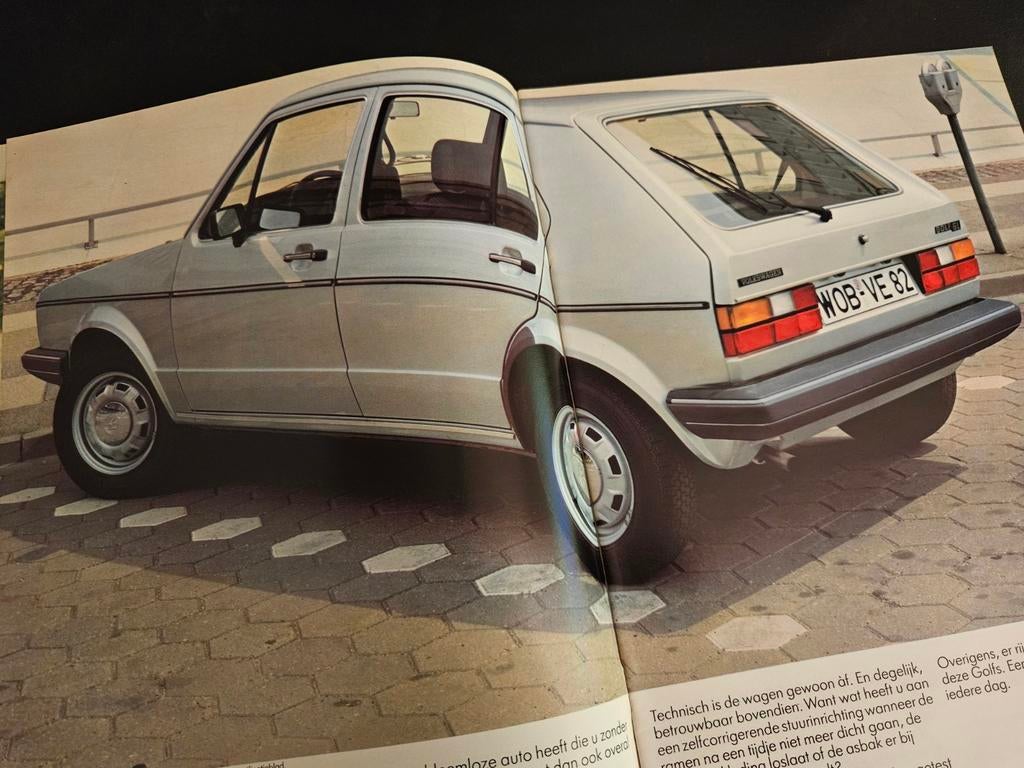 Brochure Volkswagen Golf 1982 incl GTI, Ophalen of Verzenden, Zo goed als nieuw, Volkswagen