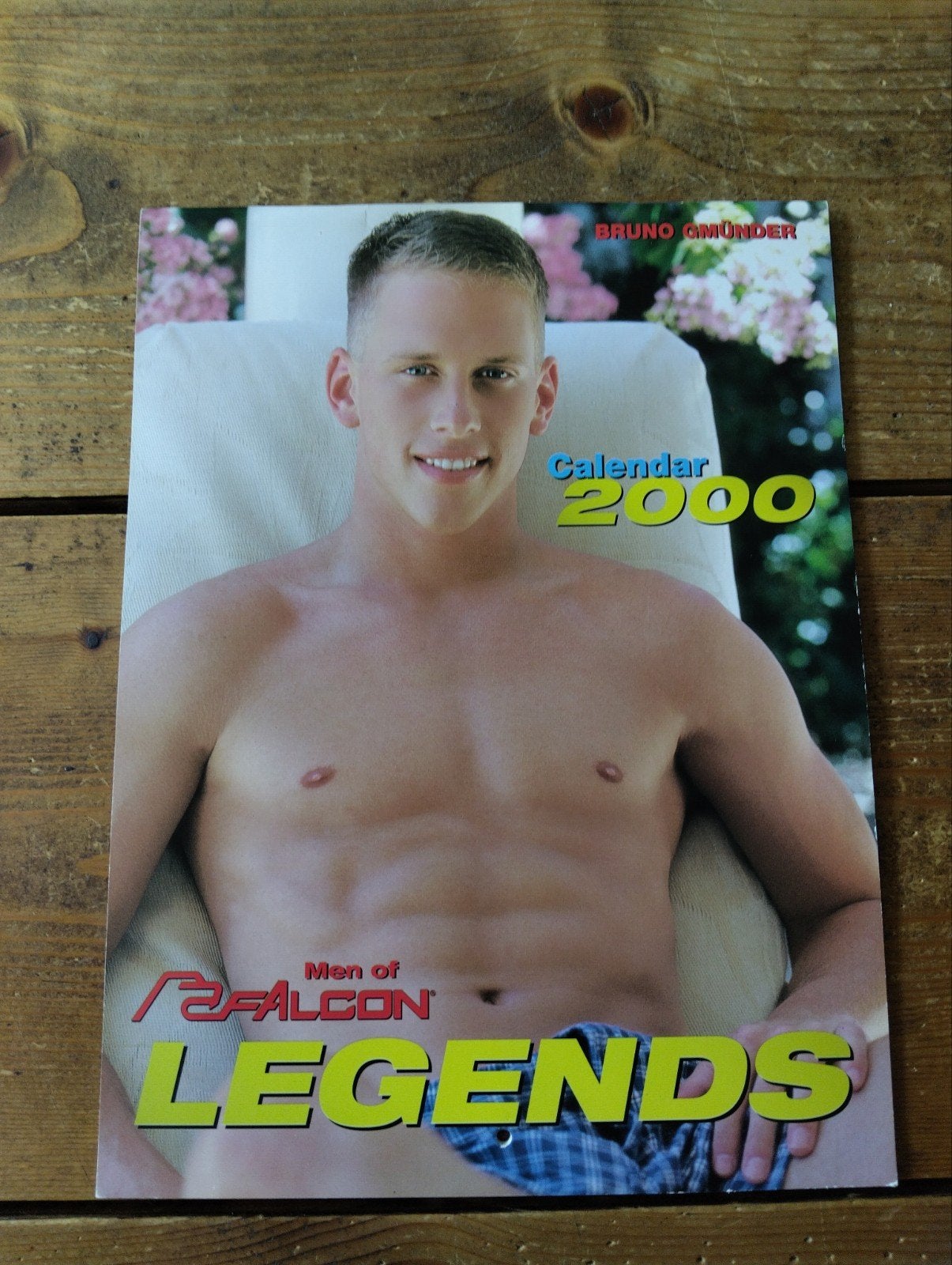 Gay, homo. Legends kalender 2000 Falcon Studio 28/22 cm, Ophalen of Verzenden, Maandkalender