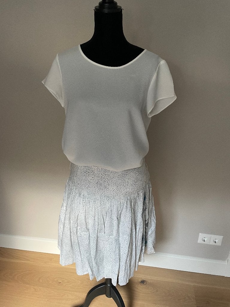 Rok Essentiel Antwerp, Zo goed als nieuw, Ophalen, Maat 38/40 (M), Knielengte