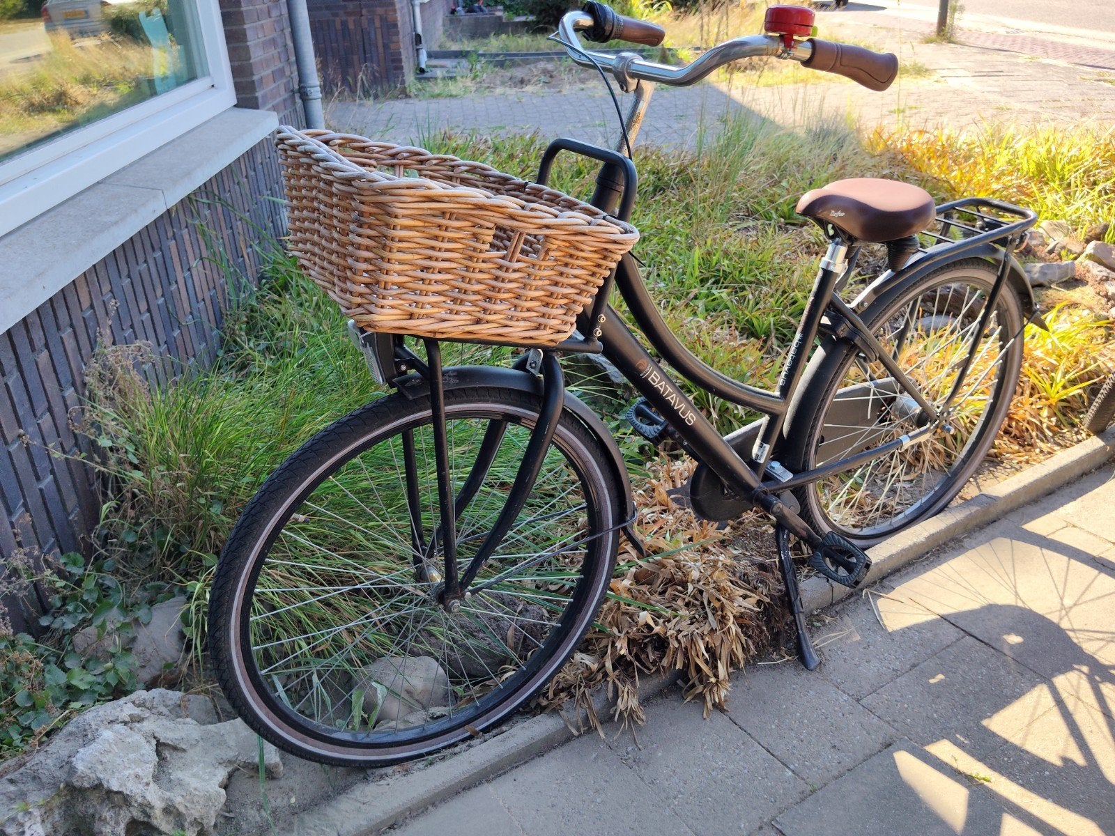 fiets met mand -, Ophalen, Zo goed als nieuw, Batavus