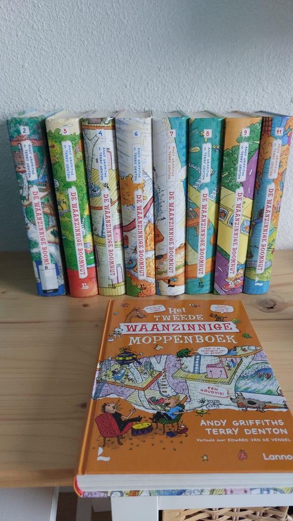 De Waanzinnige Boomhut 2,3,4,6 + moppenboek, Ophalen of Verzenden, Gelezen, Andy Griffiths en Terry Denton, Fictie algemeen