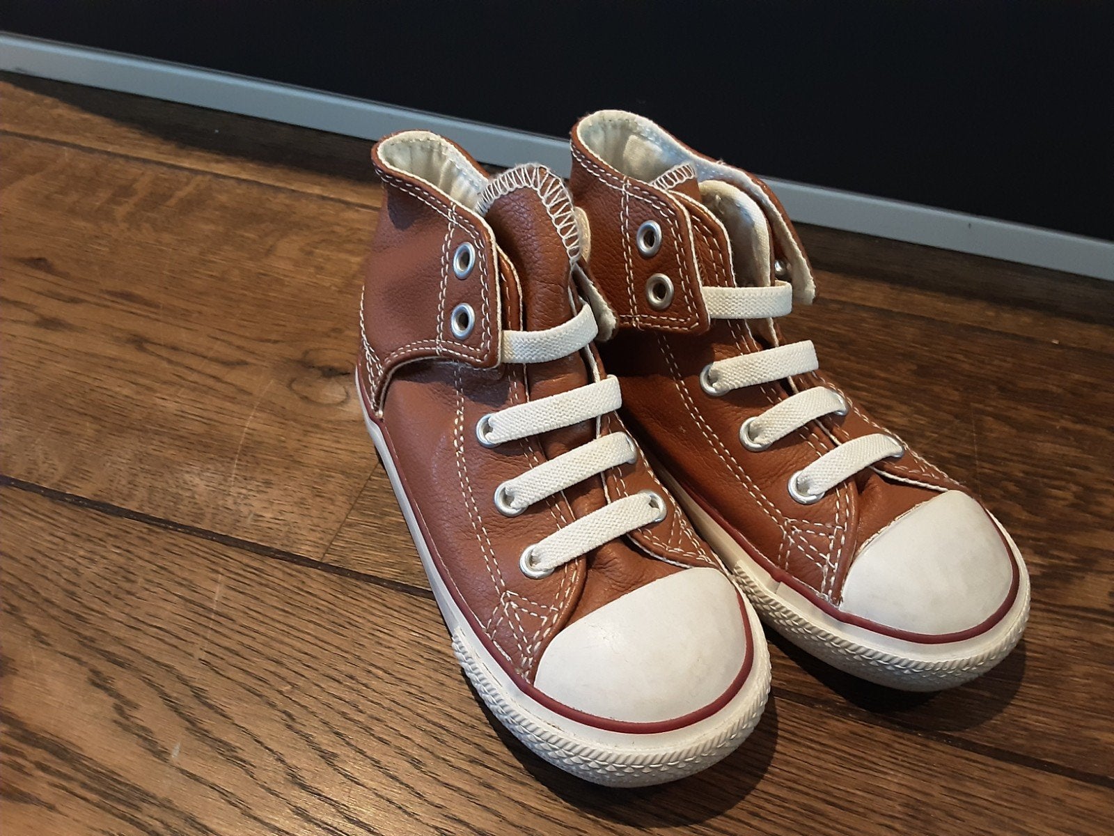 Converse All Star cognac gympen maat 25 met elastieken veter, Jongen of Meisje, Schoenen, Ophalen of Verzenden, Zo goed als nieuw