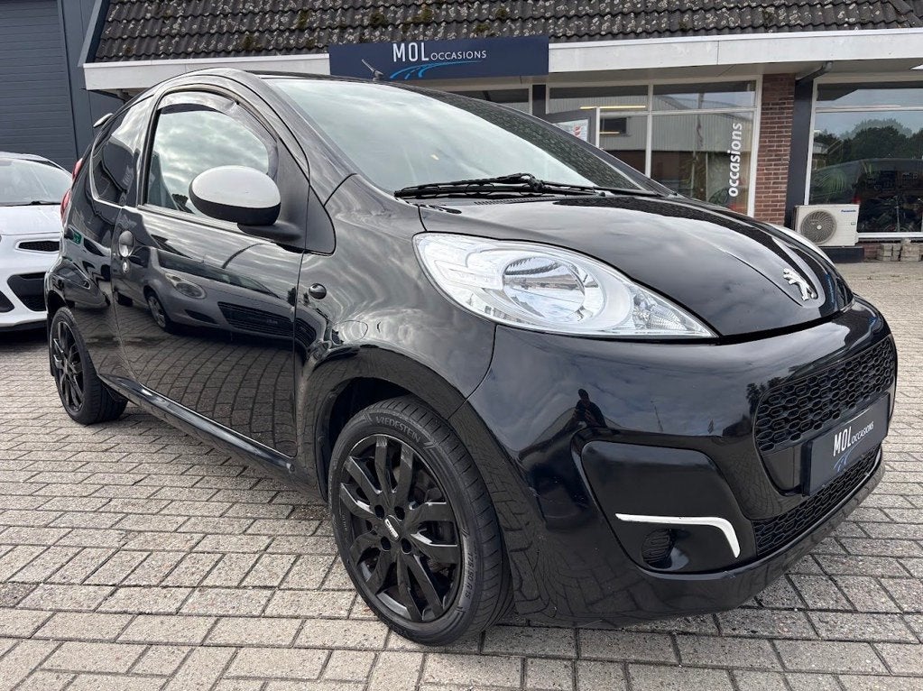 Peugeot 107 1.0 Access Accent |Sport|Airco|Subwoofer|Bluetoo, Euro 5, Gebruikt, 4 stoelen, Origineel Nederlands