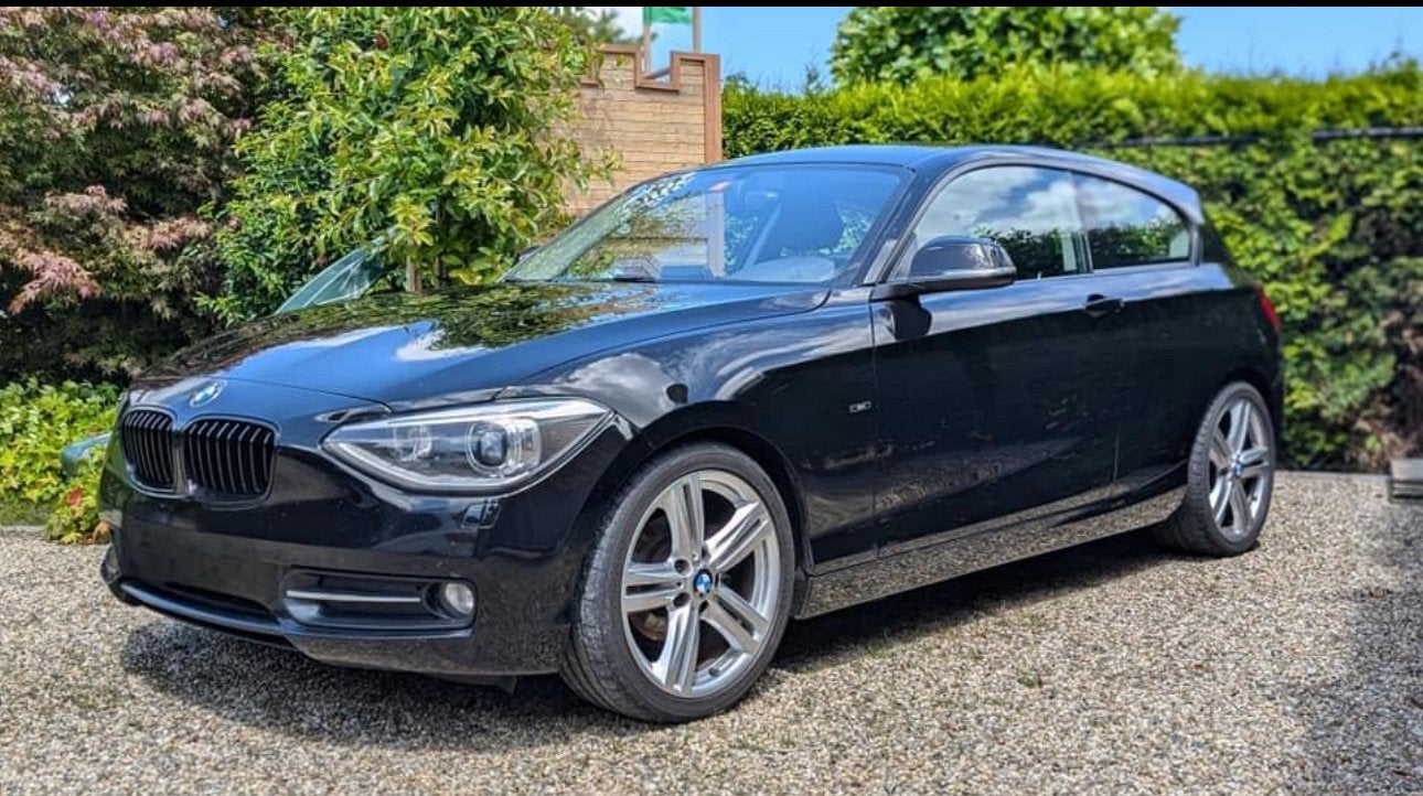 BMW 1-Serie 116d Eff Dyn Sportline | Topstaat Auto, Auto's, BMW, 1-Serie, Euro 5, 1280 kg, Zwart