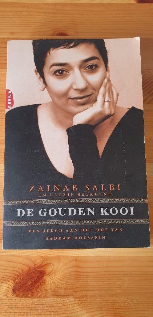 De gouden kooi door Aainab Salbi en Laurie Becklund., Ophalen of Verzenden, Zo goed als nieuw