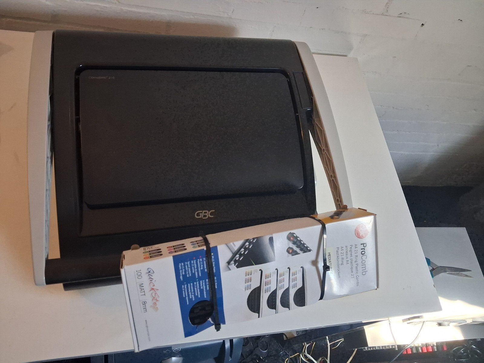 GBC CombBind 210 inbindmachine, Ophalen of Verzenden, Gebruikt