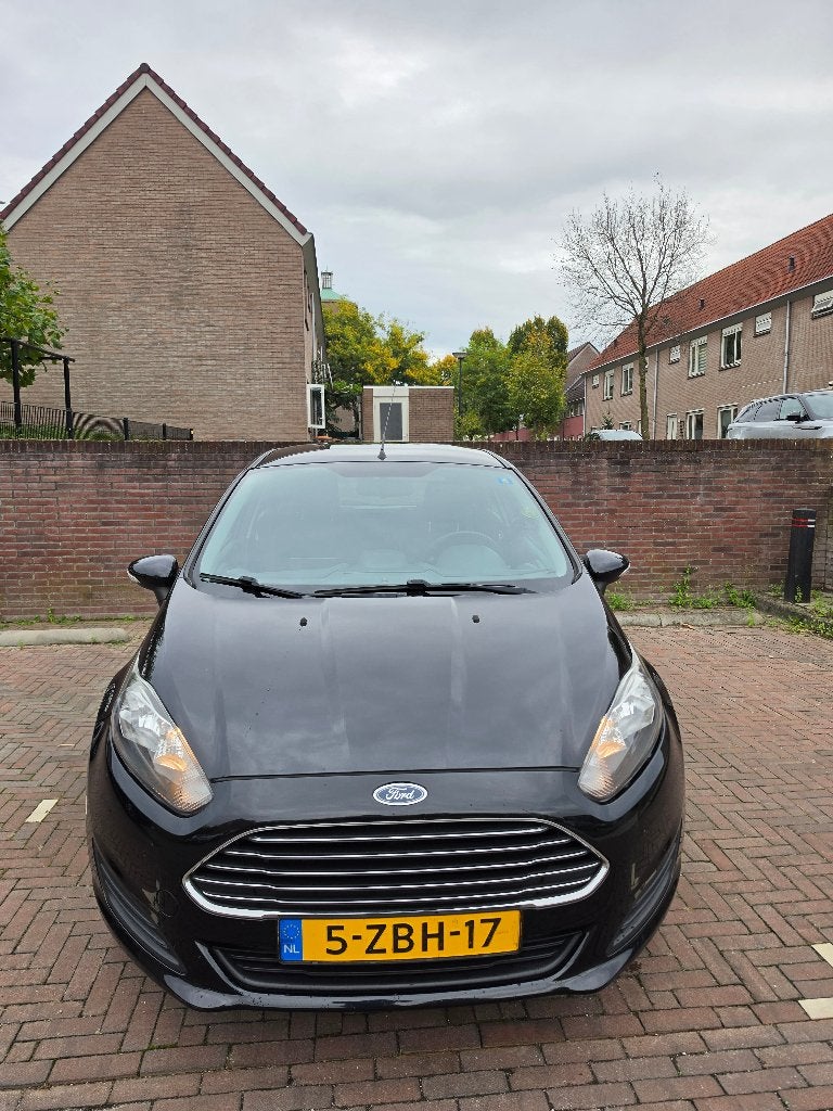 Foto 5 van Ford Fiësta 1.0 48KW/65PK 5D 2014 Zwart