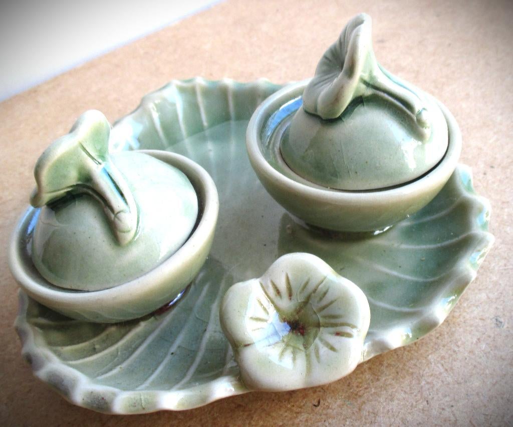 Aziatisch Celadon ? aardewerk setje~met deksels~Zout, Ophalen of Verzenden