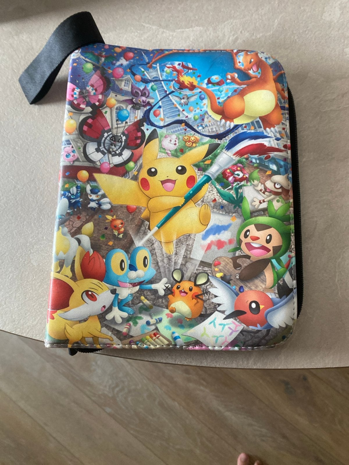 Pokémon Kaartenmap met Pikachu en vrienden, Ophalen of Verzenden, Gebruikt, Overige typen