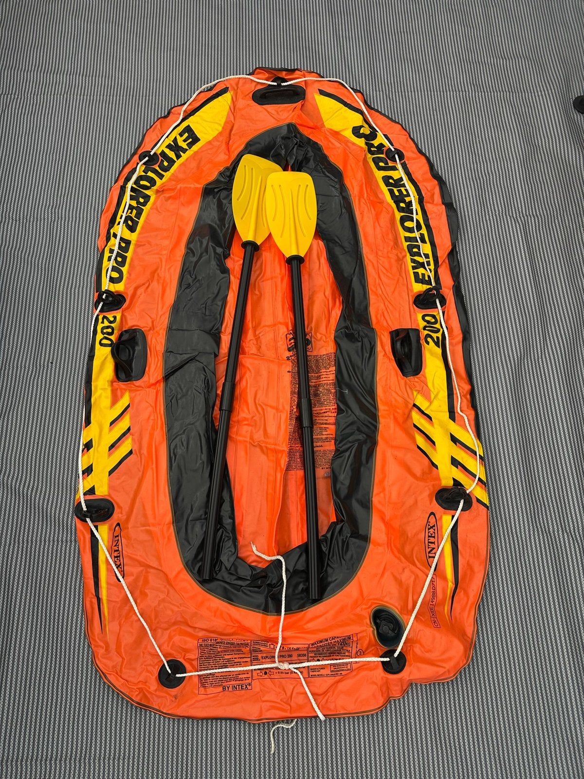 Intex Explorer Pro 200 Opblaasboot met Peddels, Ophalen of Verzenden, Gebruikt