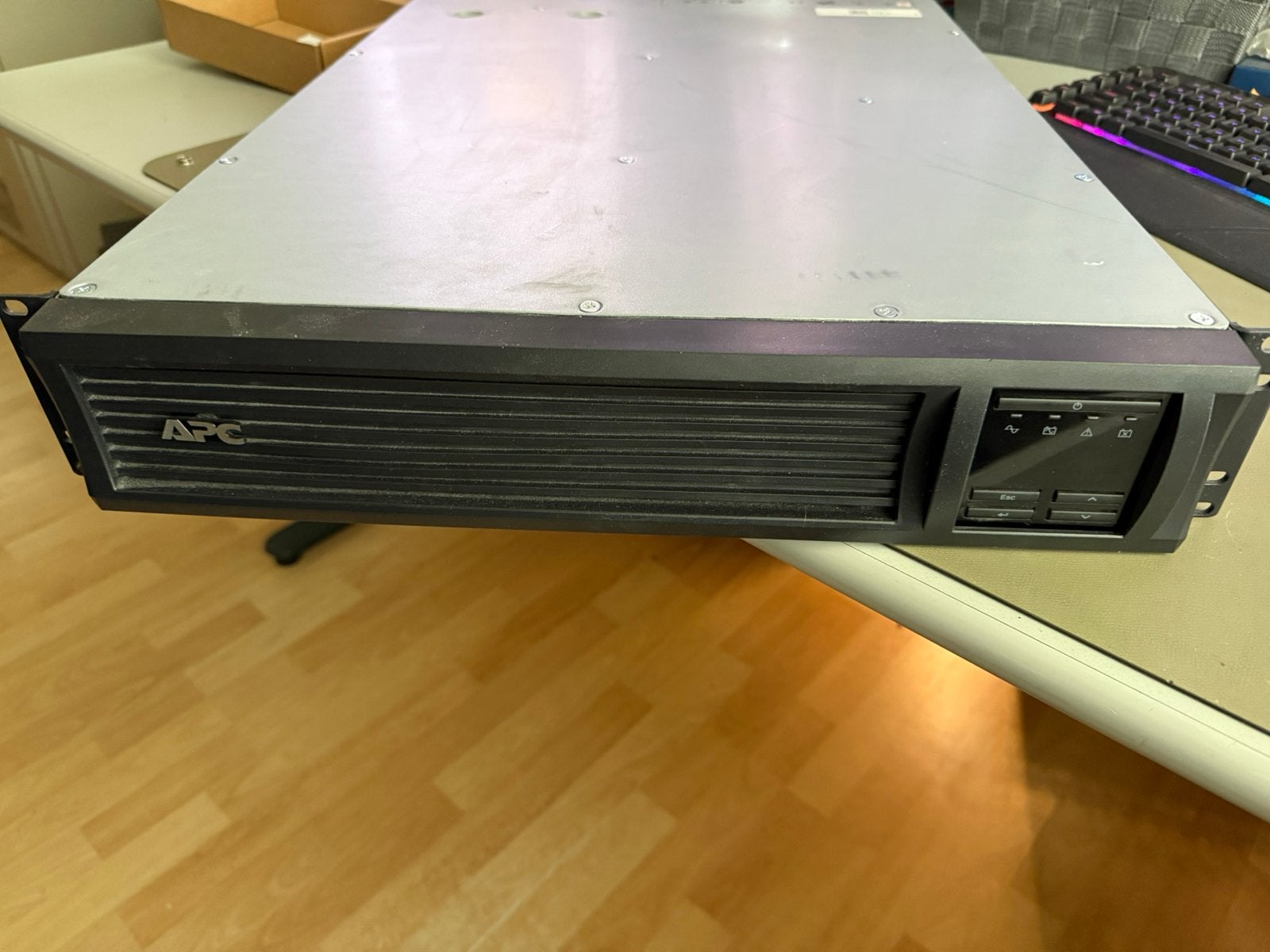 APC Smart UPS, Computers en Software, Noodvoedingen (UPS), Gebruikt, Ophalen