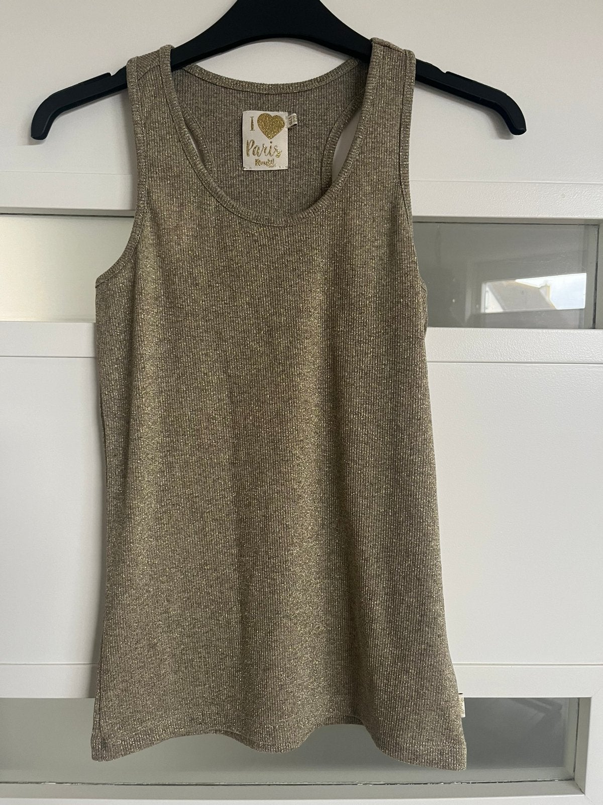 Goudkleurig topje maat 164, Kinderen en Baby's, Kinderkleding | Maat 164, Ophalen of Verzenden, Zo goed als nieuw, Meisje, Shirt of Longsleeve