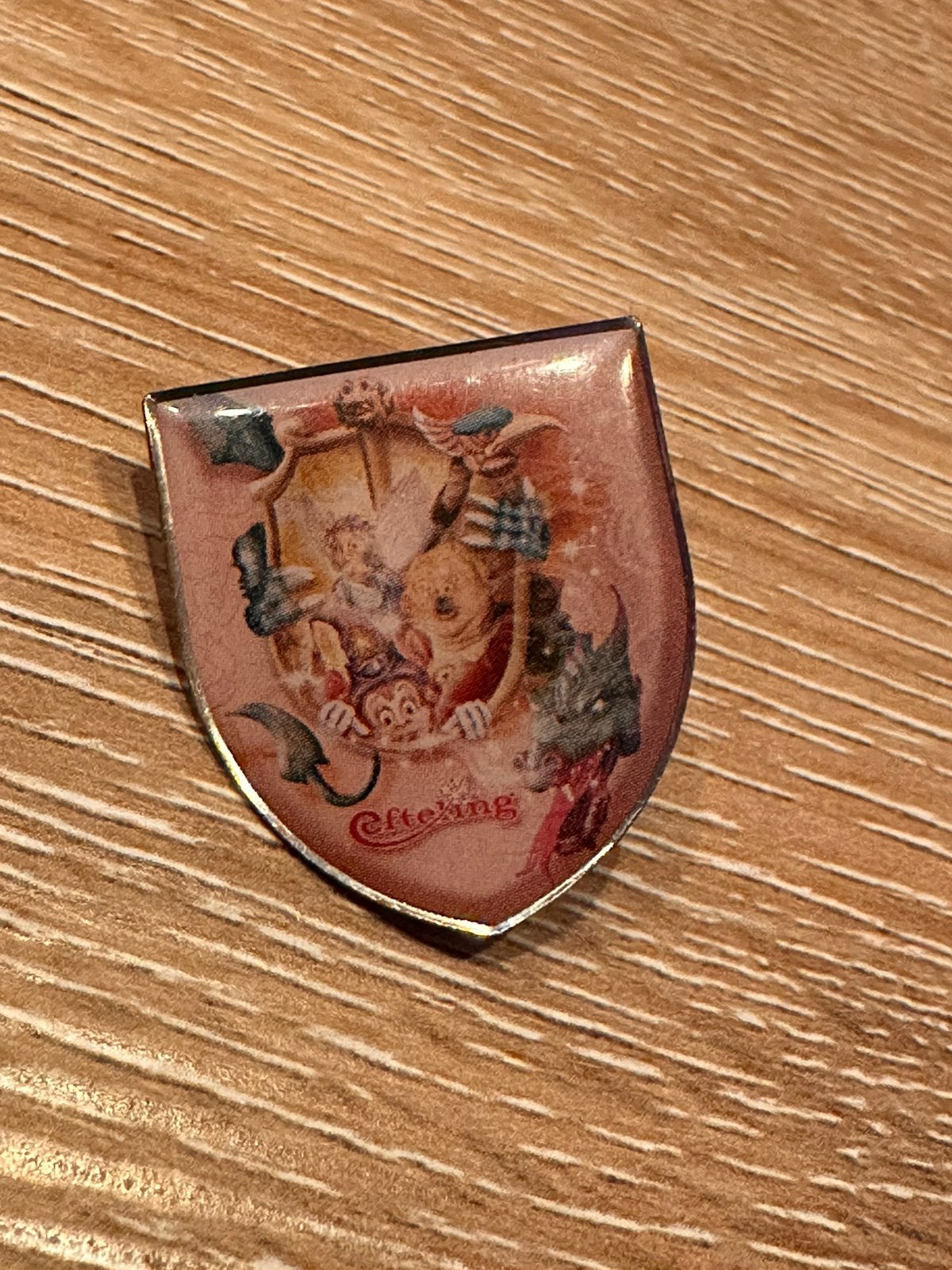 Efteling pin: Abonnement pin 2004, Ophalen of Verzenden, Nieuw, Button of Speldje