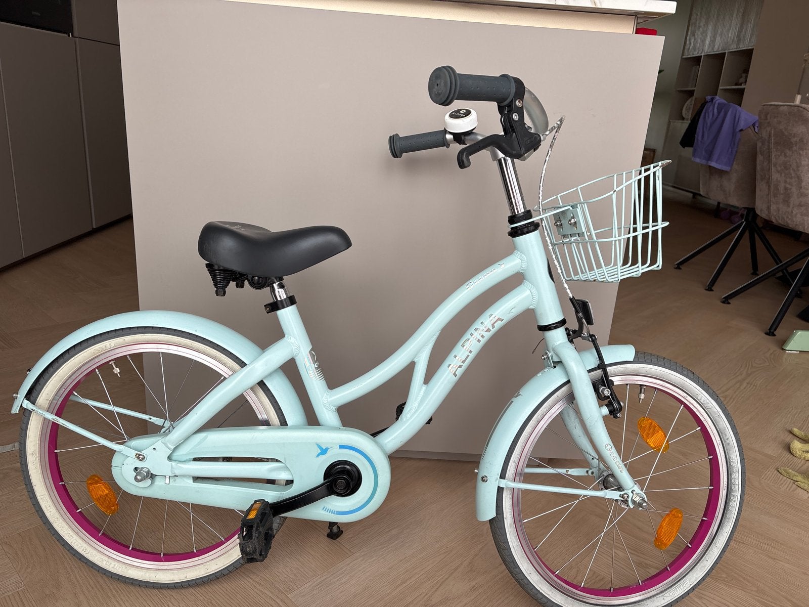 Alpina kinderfiets 18 inch - Zo goed als nieuw, Fietsen en Brommers, Fietsen | Kinderfietsjes, Zo goed als nieuw, 16 tot 20 inch