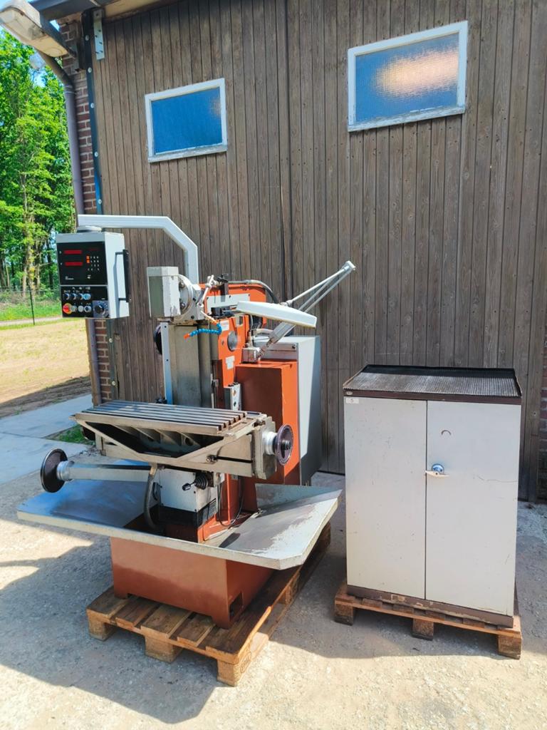 Schaublin 213 freesbank met accessoires, Doe-het-zelf en Verbouw, Draaibanken, Gebruikt, ., Ophalen of Verzenden, .