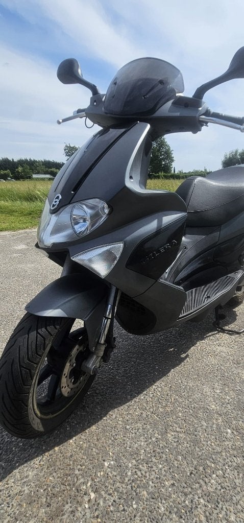 Gilera runner rst, Fietsen en Brommers, Scooters | Overige merken, Gebruikt, Benzine, Ophalen
