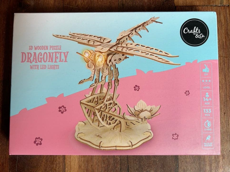 3D Houten Puzzel Libel met LED Verlichting - Craft & Co, Hobby en Vrije tijd, Dieren, Nieuw, Meerkleurig, Educatief