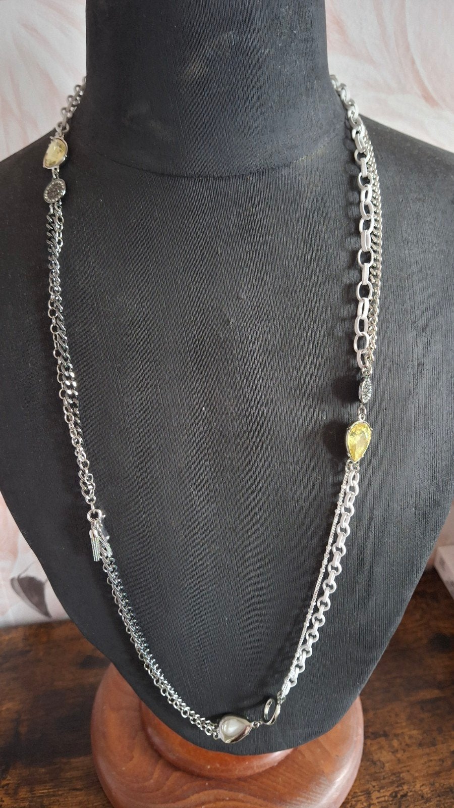 ketting Vera Wang, Ophalen of Verzenden, Nieuw, Wit, Overige materialen