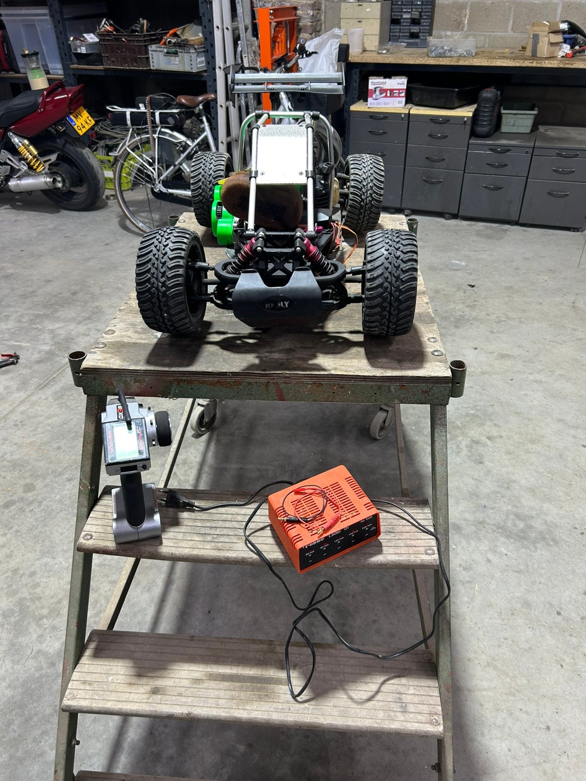 Reely Carbon Fighter 1:5 30cc benzine RC + Spektrum DX3S, Benzine, Gebruikt, Auto offroad, Ophalen of Verzenden