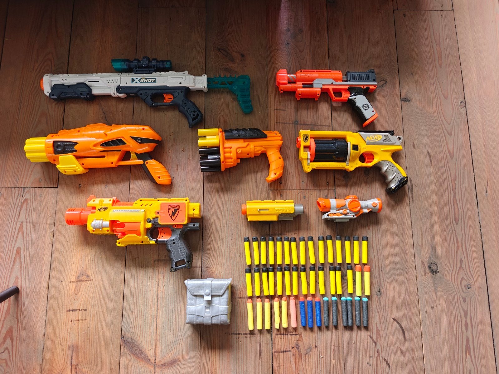 6 Nerf set met 45 pijltjes, Kinderen en Baby's, Speelgoed | Buiten | Actiespeelgoed, Ophalen of Verzenden, Gebruikt