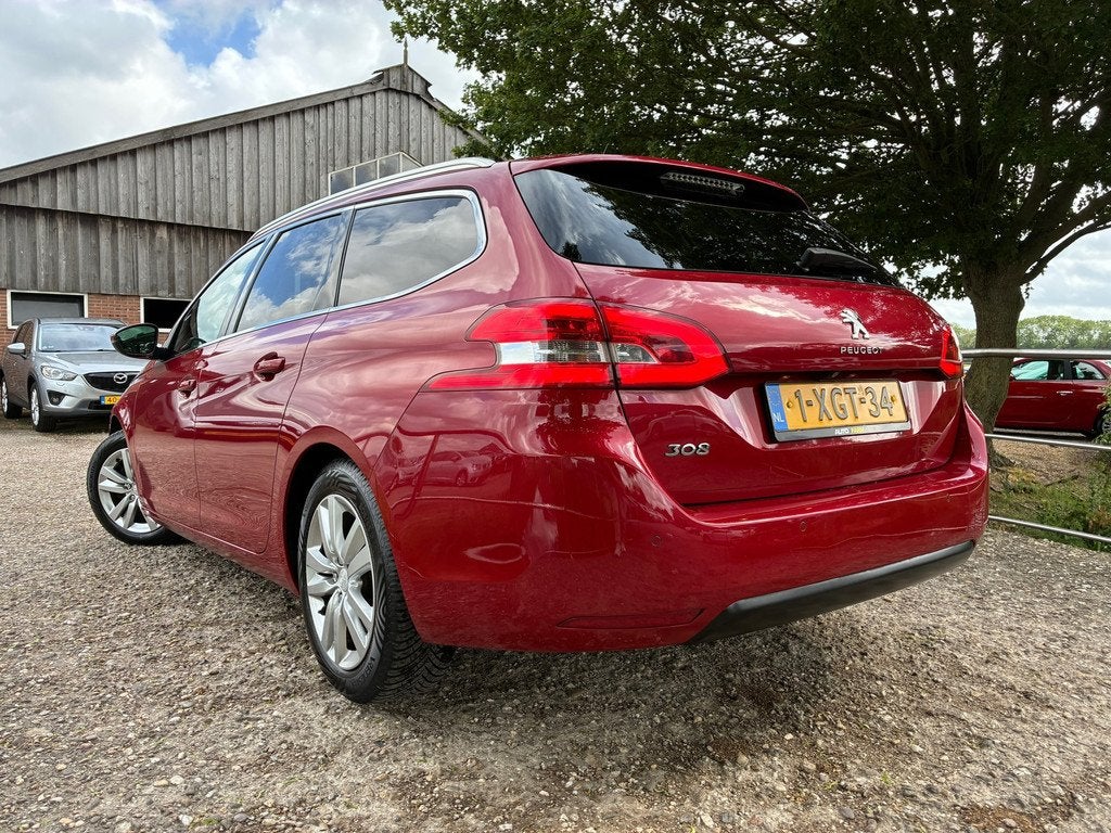 Peugeot 308 SW 1.2 | Goed onderhouden! | Pano + Navi + Cruis, Stof, Gebruikt, 1199 cc, 1165 kg
