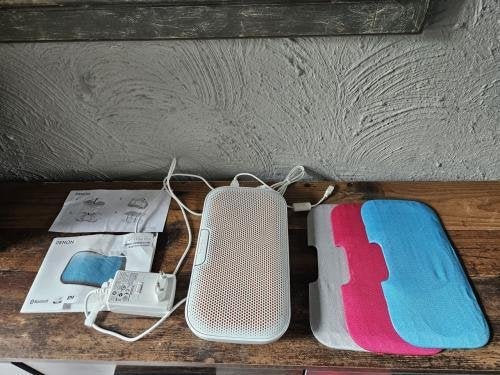 Zgan Denon Envaya Draagbare Bluetooth Speaker met hoezen, Overige merken, Overige typen, Ophalen of Verzenden, Zo goed als nieuw