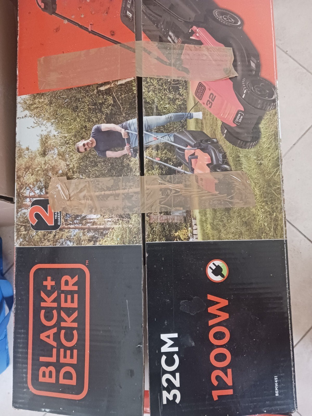 Black+Decker Elektrische Grasmaaier 1200W 32cm, Tuin en Terras, Ophalen, Elektrische grasmaaier, Black+Decker, Nieuw