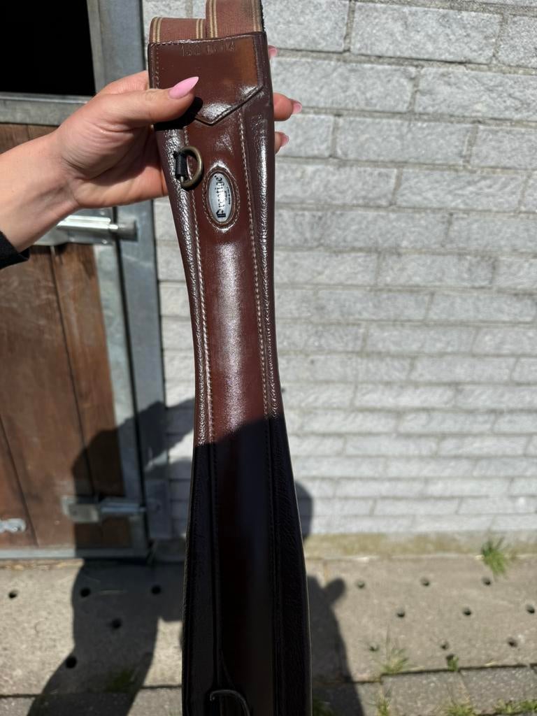 Mooie prestige singel bruin maat 130cm, Dieren en Toebehoren, Ophalen of Verzenden, Zo goed als nieuw, Springen