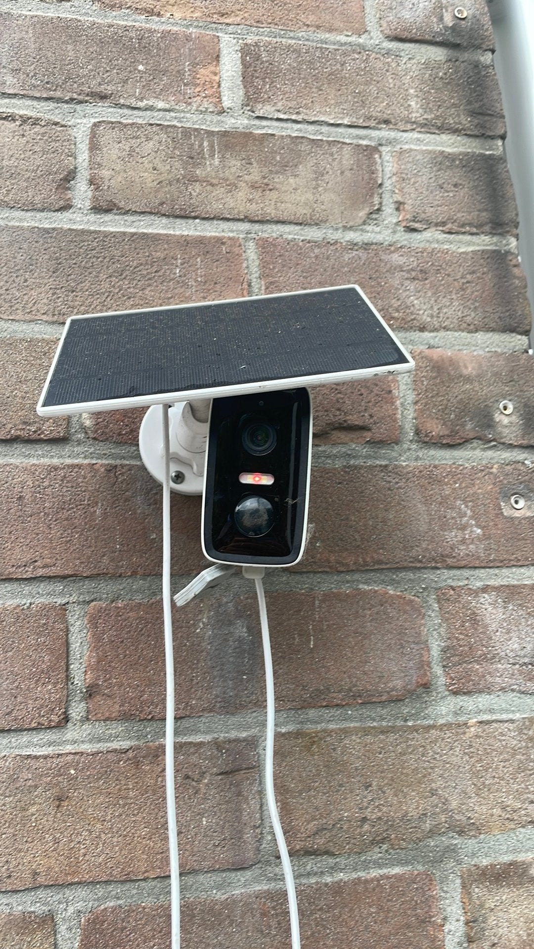 Lsc beveiligingscamera HD met zonnepaneel, Ophalen of Verzenden, Zo goed als nieuw, Buitencamera