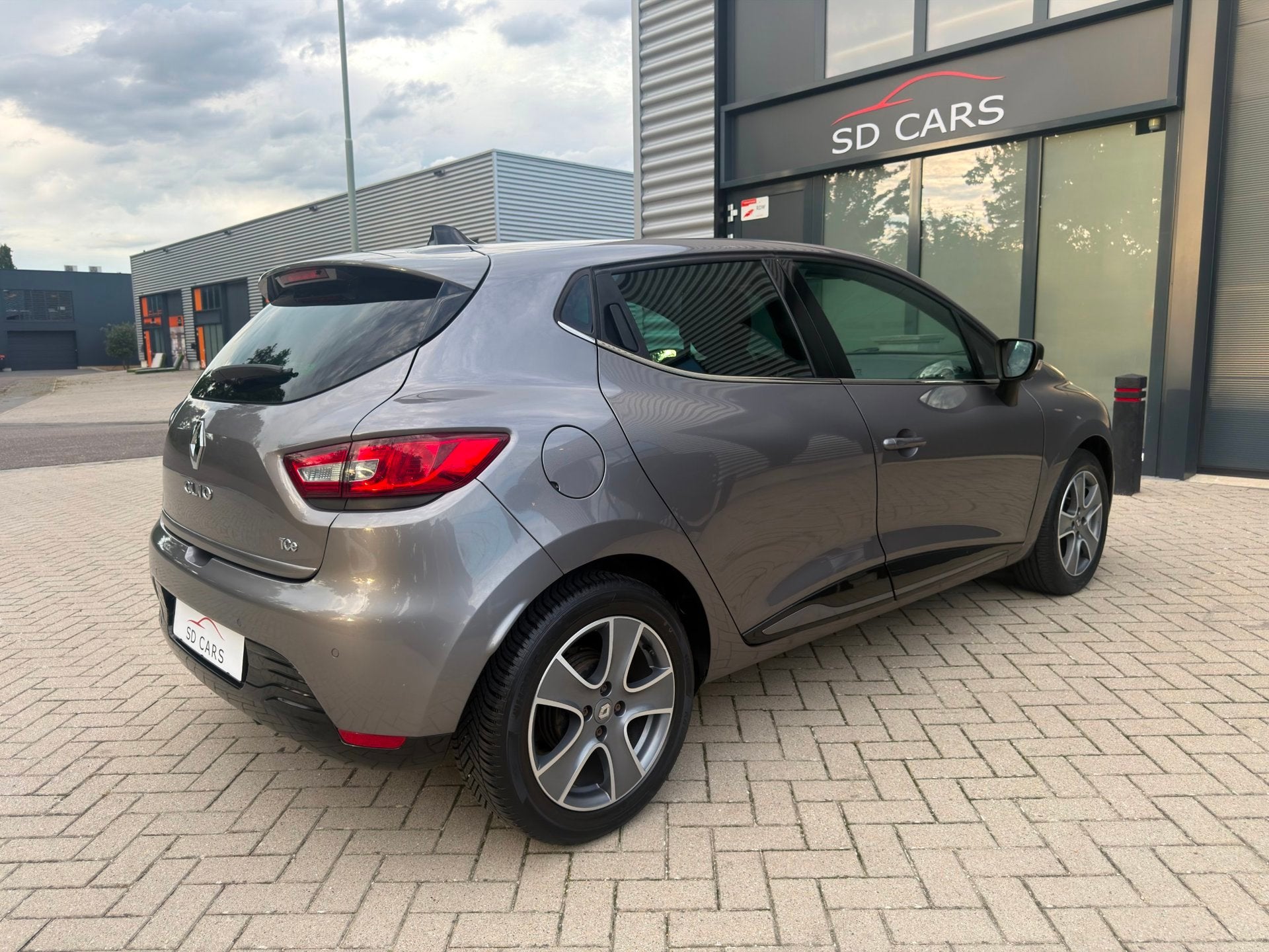 Foto 7 van Renault Clio 0.9 TCe ECO Night&Day|Airco|Navi|Cruise|APK nw