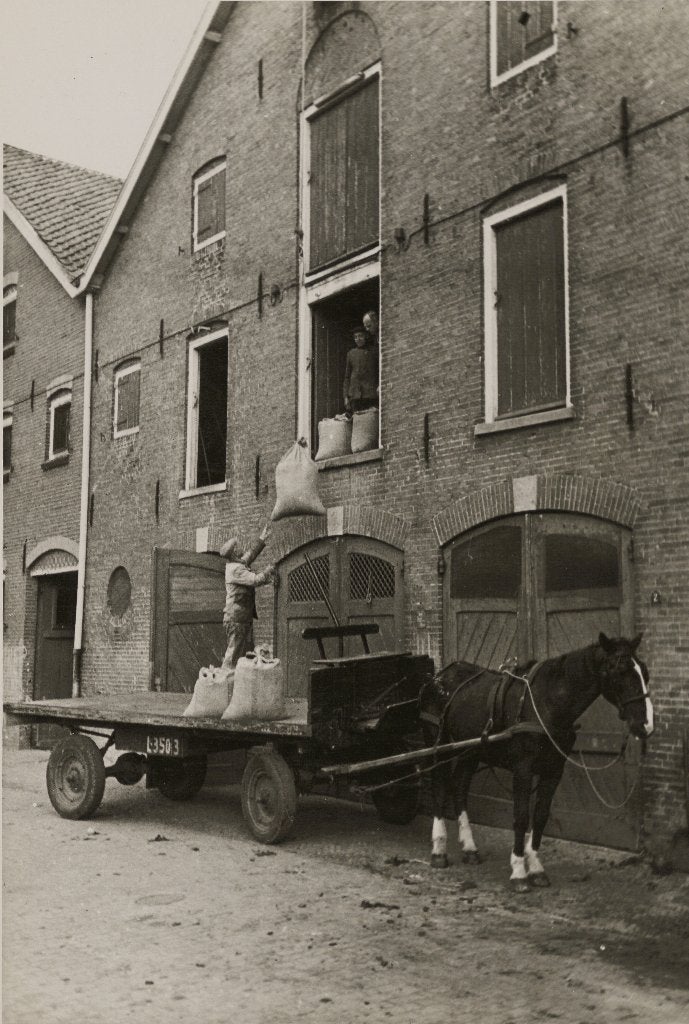 delfzijl, Verzamelen, Ophalen of Verzenden, 1940 tot 1960, Zo goed als nieuw, Foto