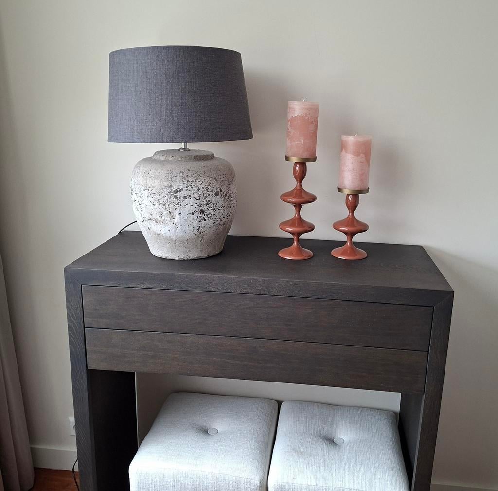 Mooie kruiklamp met grijze lampenkap., Huis en Inrichting, Lampen | Tafellampen, Ophalen, Zo goed als nieuw, Landelijke, 50 tot 75 cm