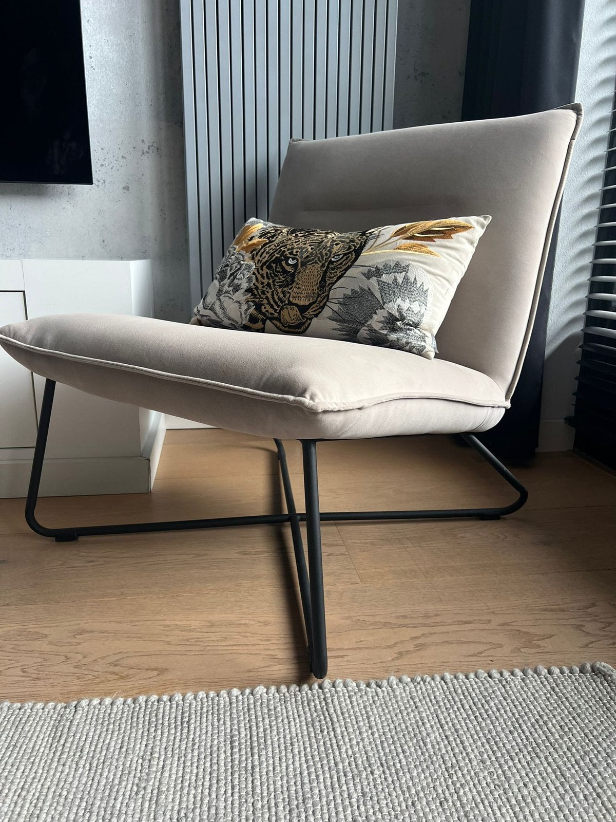 By Troubadour - Scandinavische Fauteuil - Grijs, Huis en Inrichting, Ophalen, Minder dan 75 cm, Scandinavisch, Zo goed als nieuw