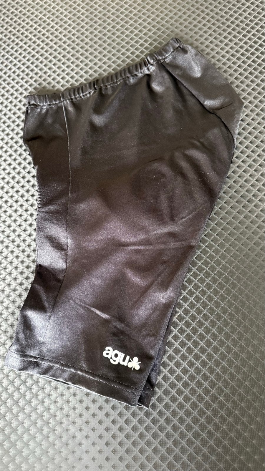 AGU Fietsbroek Zwart Maat M, Maat 38/40 (M), Zwart, Ophalen of Verzenden, Zo goed als nieuw