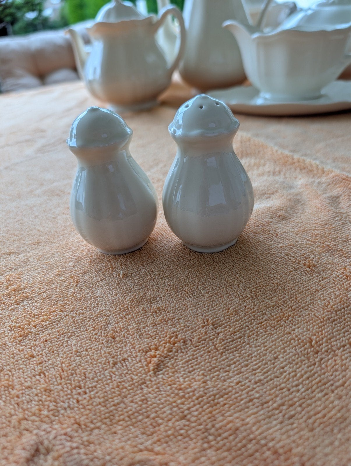Wedgwood Queens Plain peper en zout stel, Ophalen, Gebruikt, Klassiek, Overige typen
