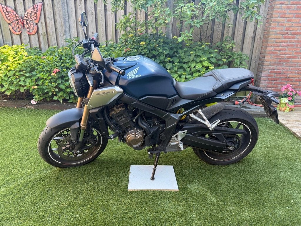 Honda CB650R (35kW - 70kW origineel) Opknapper/Schadeproject, Motoren, Occasion, 4 cilinders, Particulier, Minimaal motorrijbewijs A2