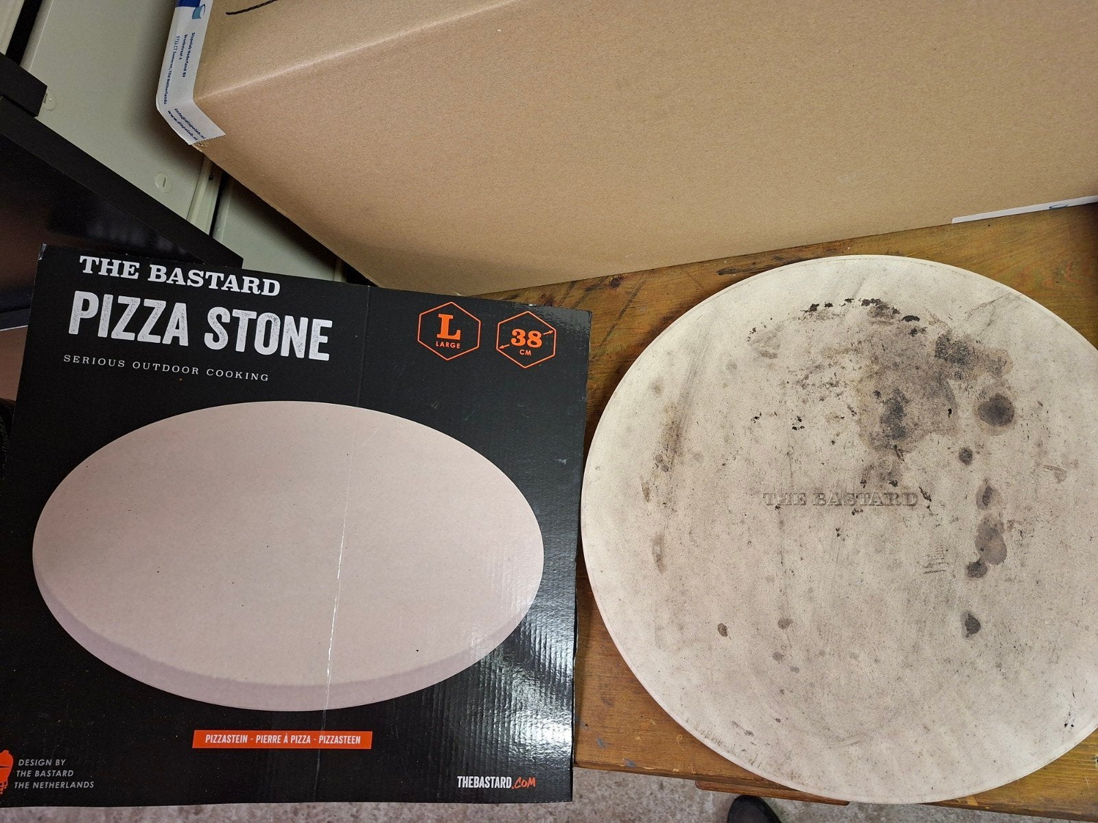 The Bastard Pizzasteen 38cm Large, Ophalen of Verzenden, Zo goed als nieuw, The Bastard