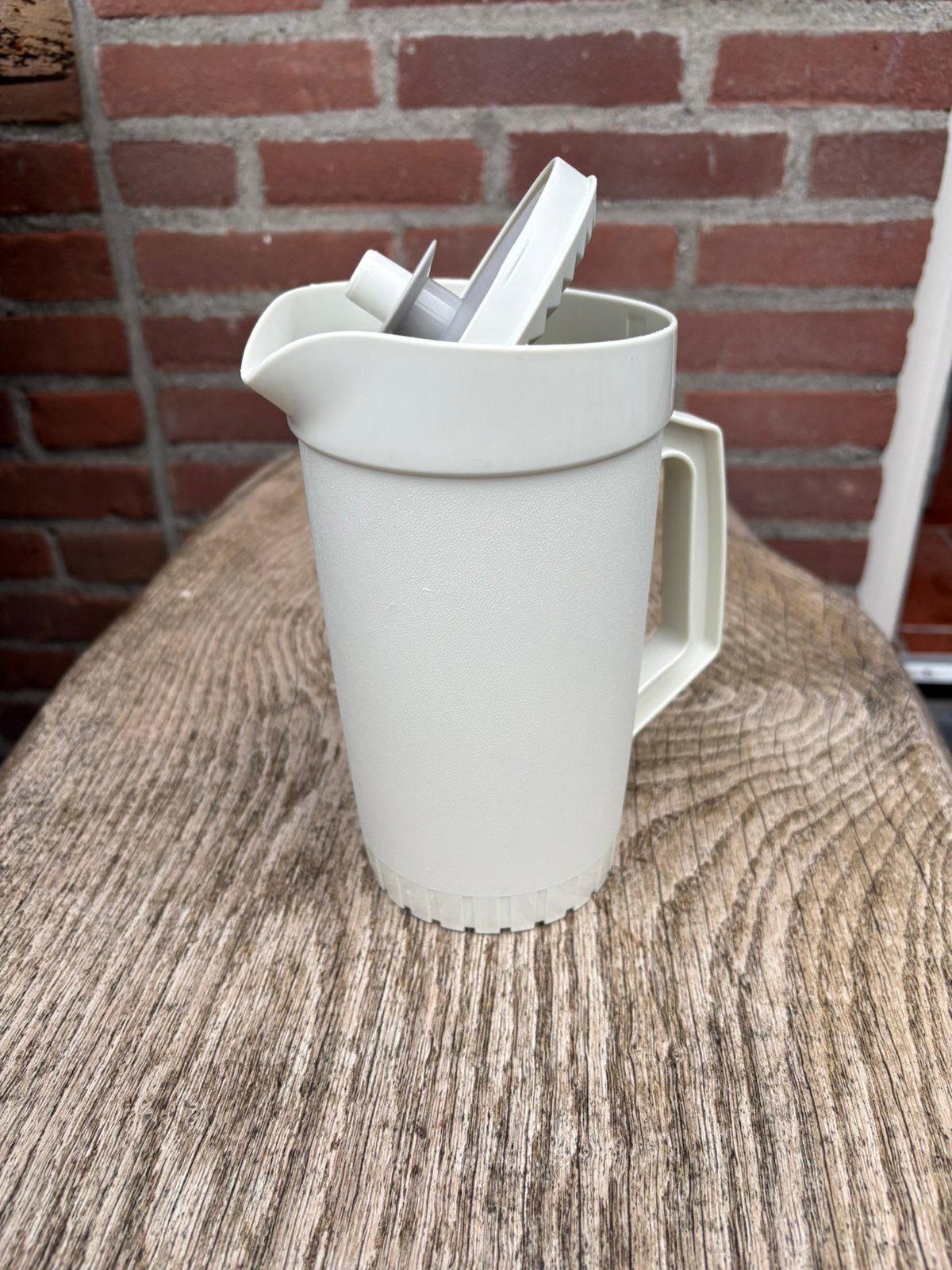 Tupperware lekvrije schenkkan, Gebruikt, Beker of Kan, Ophalen of Verzenden, 1000 ml
