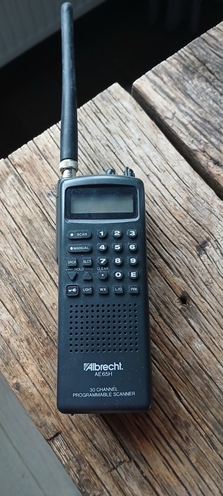 Albrecht AE65H 30-kanaals programmeerbare scanner, Ophalen of Verzenden, Zo goed als nieuw, Minder dan 30 kanalen, Draagbaar