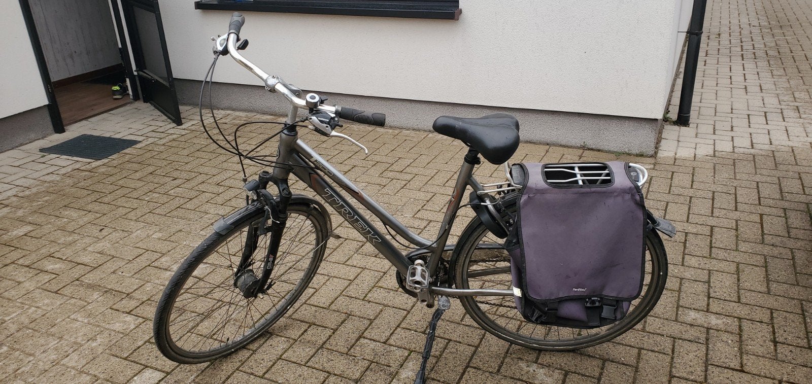 Trek Navigator T200 dames fiets 
24 versnellingen Alivio.
Le, Ophalen of Verzenden, Gebruikt, Overige merken, Versnellingen